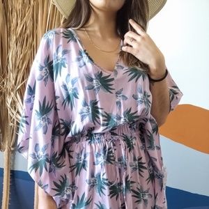 NEW Cupcakes & Cashmere Batwing Eden Floral Romper